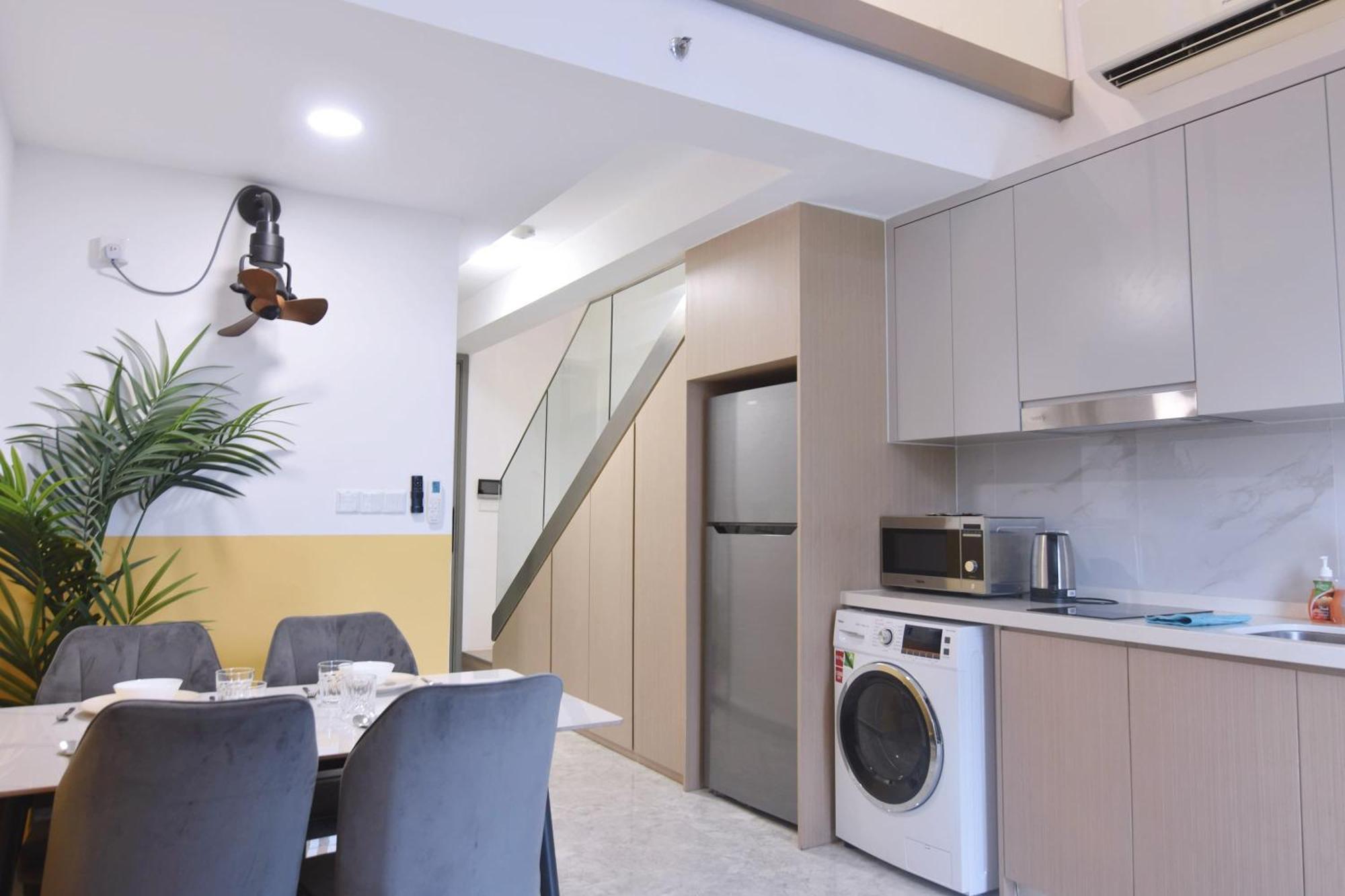 Stylish Bukit Bintang Loft Walk To Trx In 10 Mins Pangsapuri *